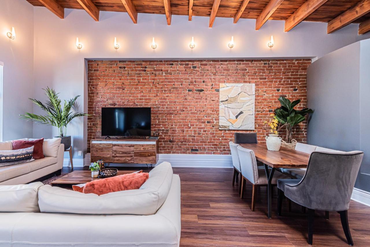 Family Friendly 3-Bedroom Beauty In Le Plateau By Denstays Μόντρεαλ Εξωτερικό φωτογραφία
