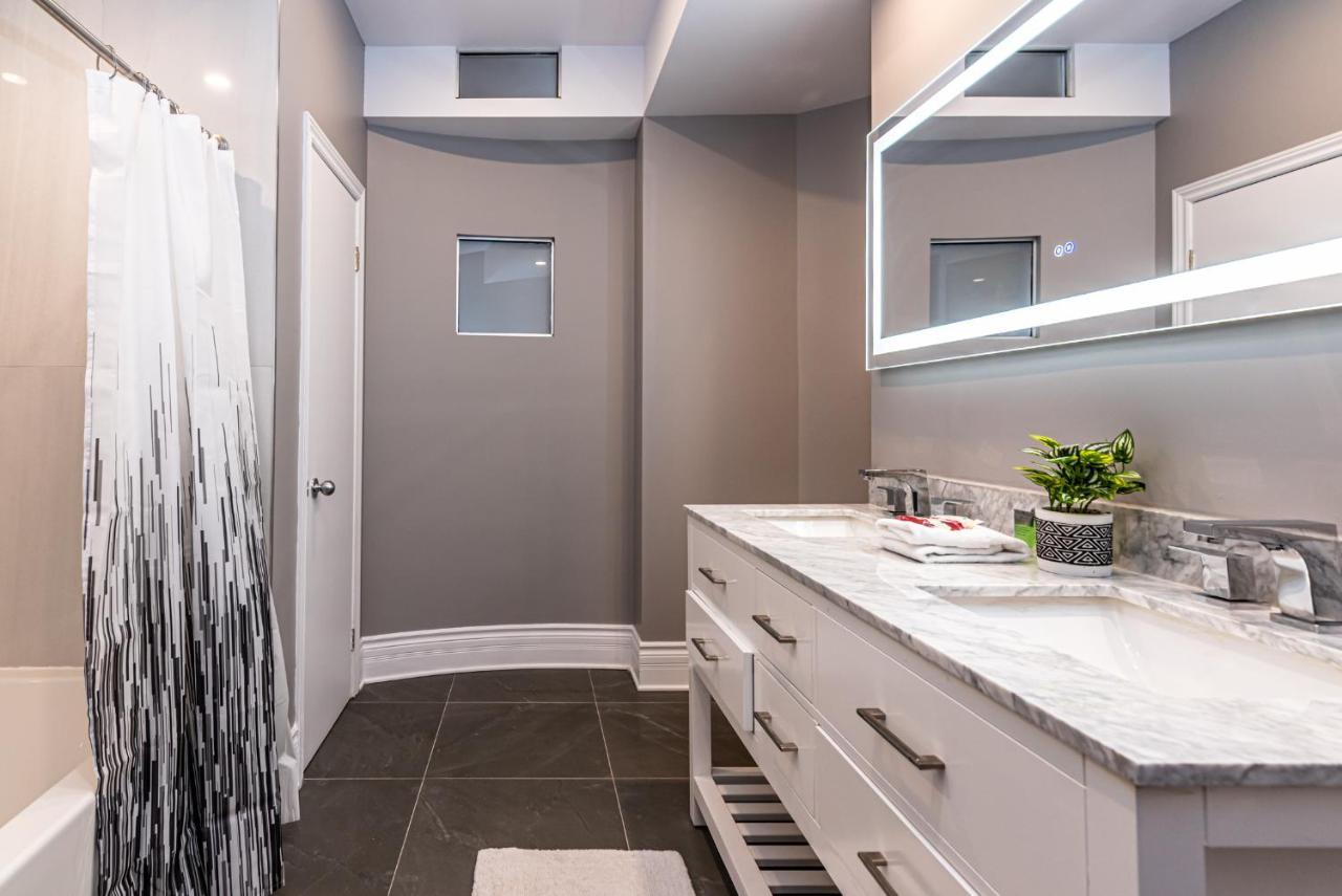 Family Friendly 3-Bedroom Beauty In Le Plateau By Denstays Μόντρεαλ Εξωτερικό φωτογραφία